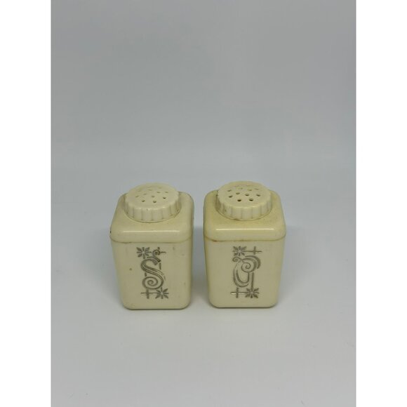 VTG Lustro-Ware Chef Salt & Pepper Shaker White MidCentury Plastic - Picture 2 of 5